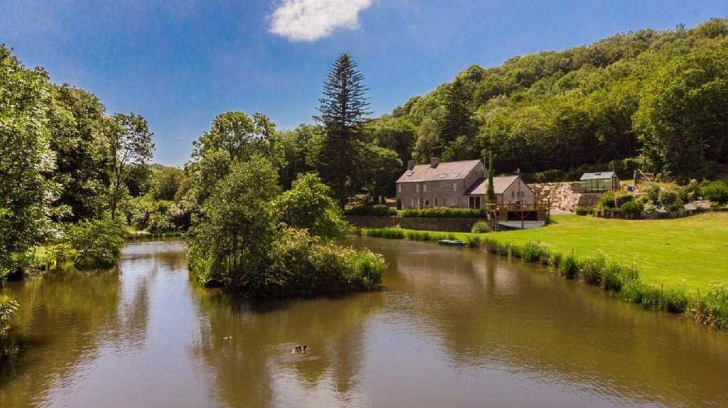 maison-les-pieux-et-alentours-5073