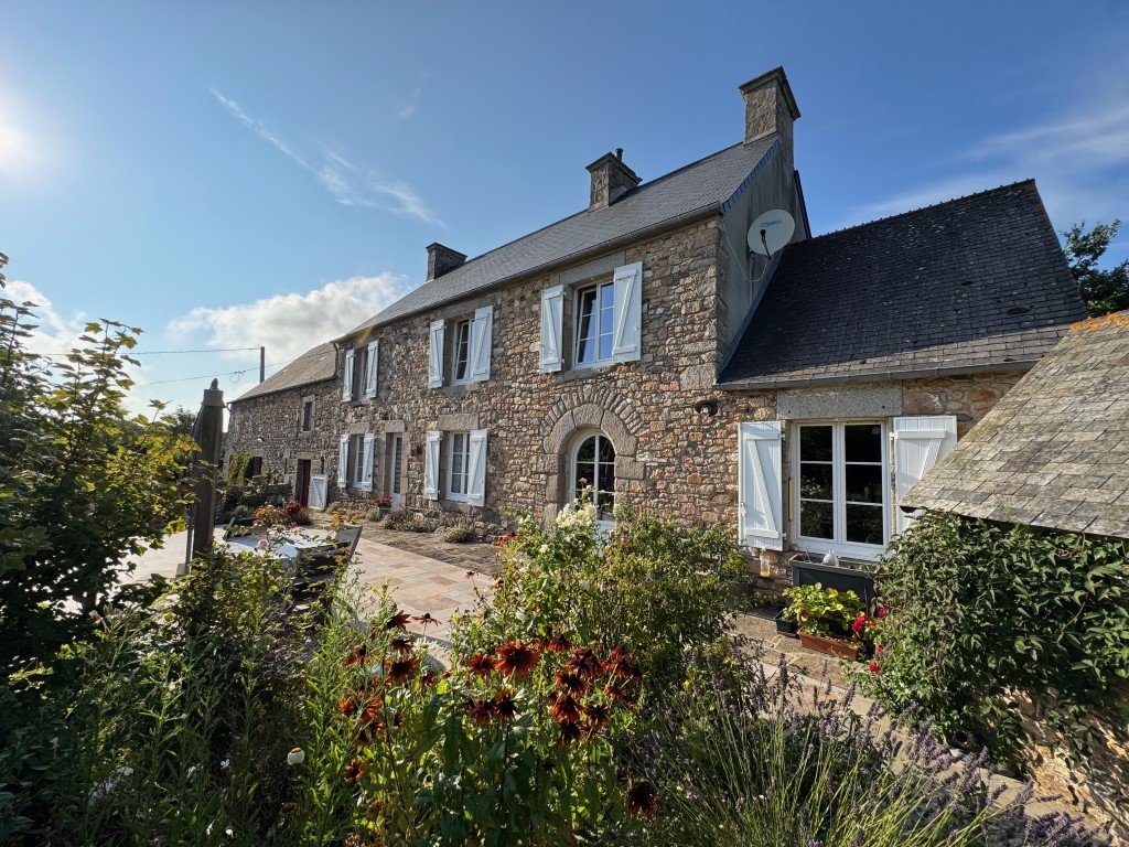 maison-les-pieux-et-alentours-5680